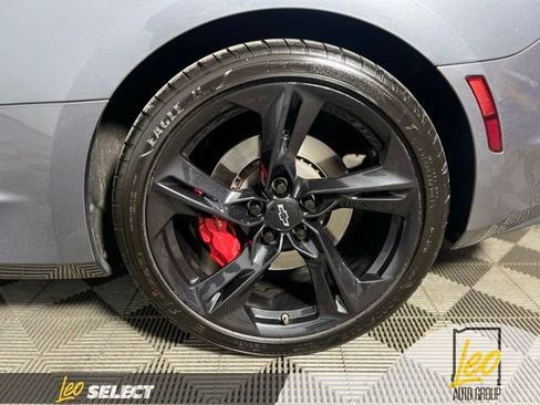 Used 2021 Chevrolet Camaro SS RWD image 34