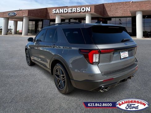 Used 2025 Ford Explorer ST w/ Sun And Sound Package image 5