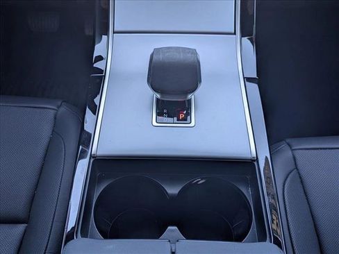 Certified 2025 Land Rover Range Rover Velar S image 12