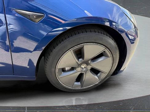 Used 2023 Tesla Model 3 Long Range AWD/4WD image 11