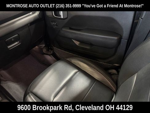 Used 2021 Jeep Wrangler Unlimited Sahara image 41