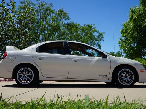Used 2005 Dodge Neon w/ Competition Group image 19