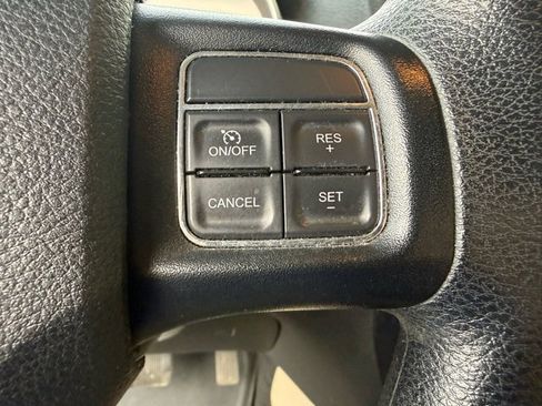 Used 2017 Dodge Journey SXT w/ Comfort/Convenience Group image 15
