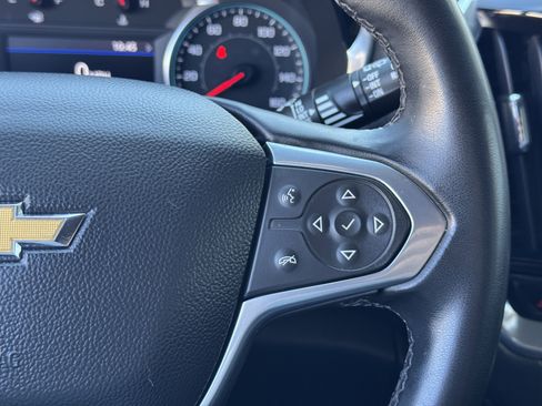 Certified 2023 Chevrolet Traverse LT w/ Rear Camera Mirror Package image 29