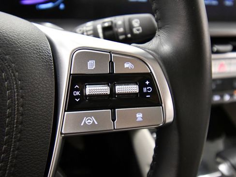 Certified 2024 Kia Telluride S AWD/4WD image 21