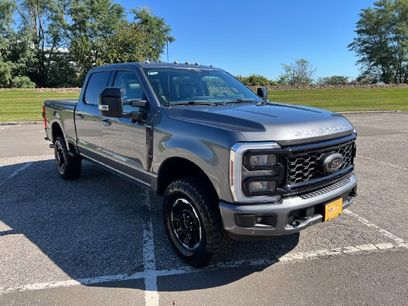 Used 2025 Ford F250 Lariat w/ Lariat Ultimate Package