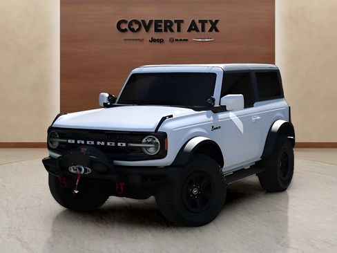 Used 2021 Ford Bronco Outer Banks w/ Sasquatch Package AWD/4WD image 1