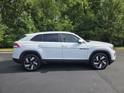 Used 2024 Volkswagen Atlas Cross Sport SE