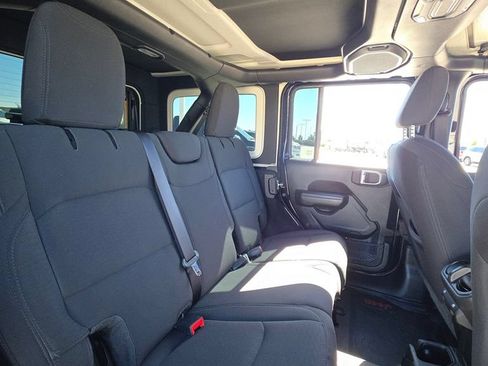 Used 2022 Jeep Wrangler Unlimited Sport AWD/4WD image 14
