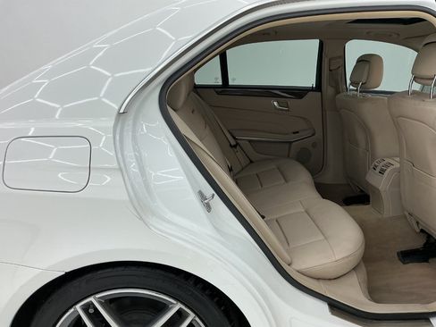 Used 2015 Mercedes-Benz E 350 4MATIC Sedan w/ Premium 1 Package image 21