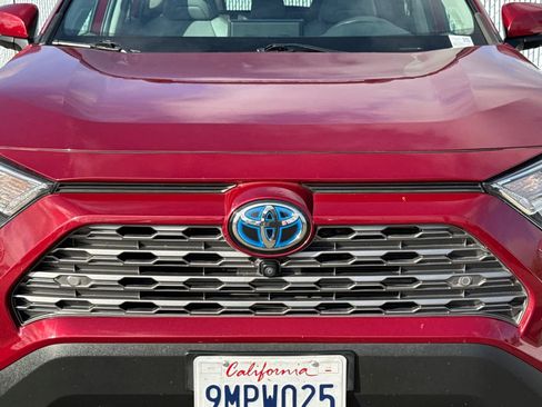 Used 2021 Toyota RAV4 Limited AWD/4WD image 15