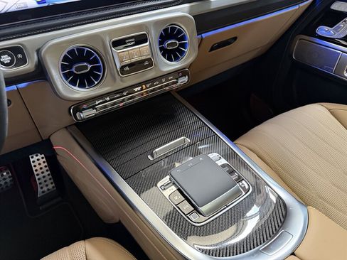 Used 2027 Mercedes-Benz G 63 AMG 4MATIC image 16