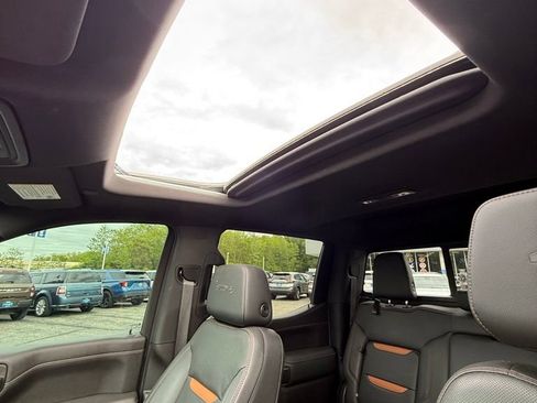 Used 2020 GMC Sierra 1500 AT4 w/ AT4 Premium Package AWD/4WD image 39