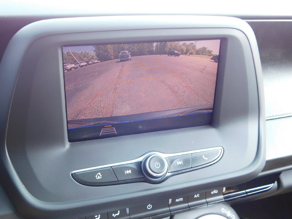 Used 2020 Chevrolet Camaro LT RWD image 29