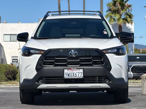 Used 2026 Toyota Corolla Cross LE w/ Moonroof Package FWD image 11