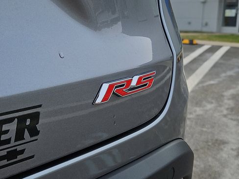 Used 2025 Chevrolet Trax RS w/ Driver Confidence Package image 30