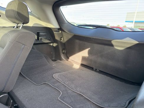 Used 2023 GMC Terrain SLE w/ Driver Convenience Package image 35