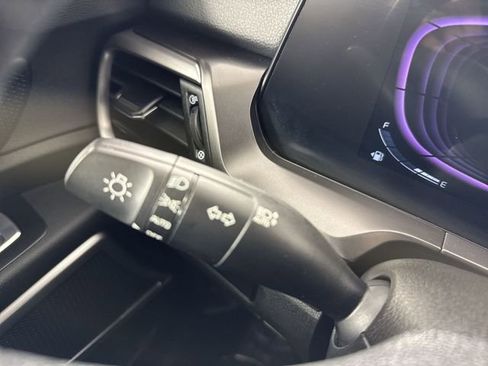 Used 2024 Kia Telluride LX image 15