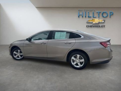Used 2022 Chevrolet Malibu LT FWD image 11