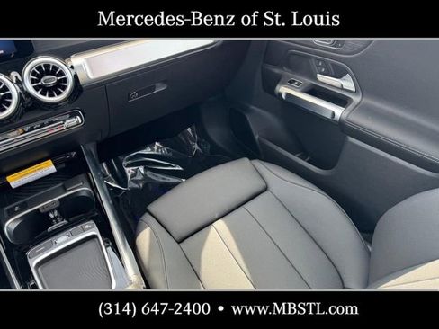 New 2026 Mercedes-Benz GLB 250 4MATIC image 10