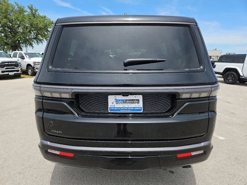 New 2026 Jeep Grand Wagoneer Limited AWD/4WD image 6