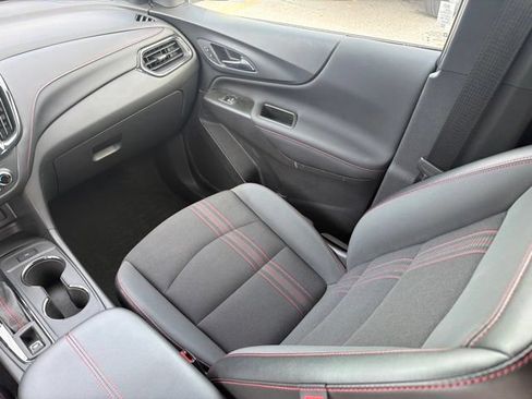 Used 2024 Chevrolet Equinox RS AWD/4WD image 19