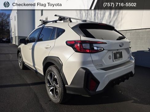Used 2024 Subaru Crosstrek 2.0i Premium image 5