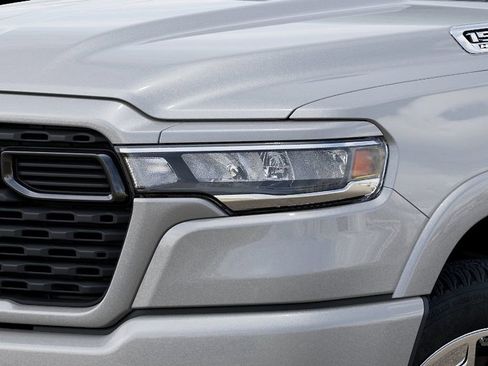 New 2026 RAM 1500 4x4 Crew Cab image 10