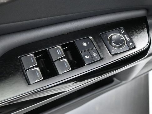 Used 2023 Lexus ES 350 F Sport w/ Accessory Package (Z2) FWD image 4
