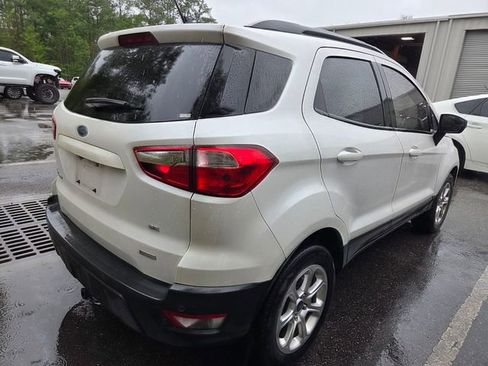 Used 2018 Ford EcoSport SE image 3