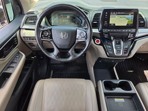 Used 2022 Honda Odyssey Elite image 14