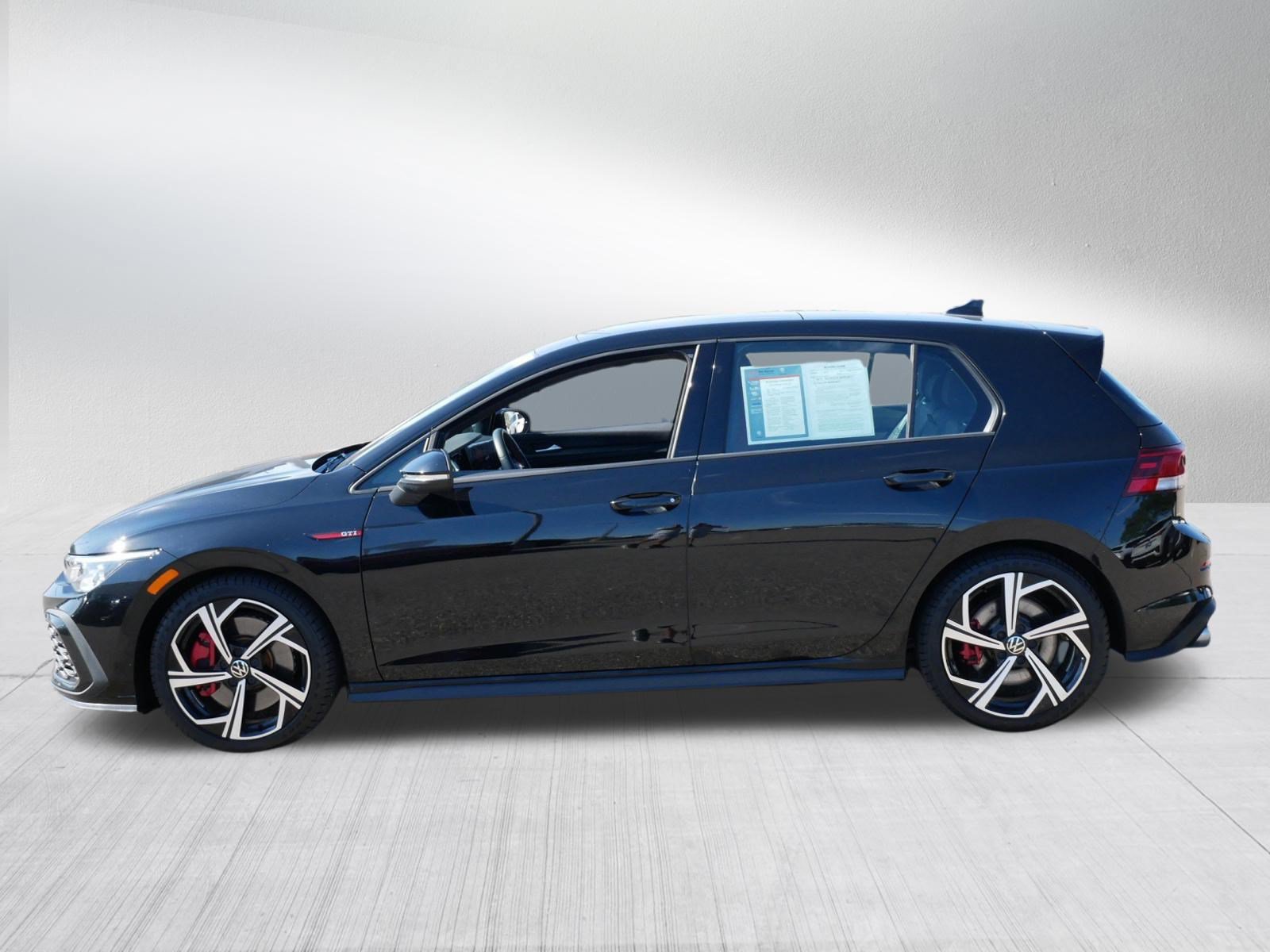 Certified 2024 Volkswagen GTI SE FWD image 4