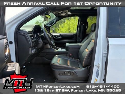 Used 2023 GMC Yukon AT4 w/ Max Trailering Package AWD/4WD image 9
