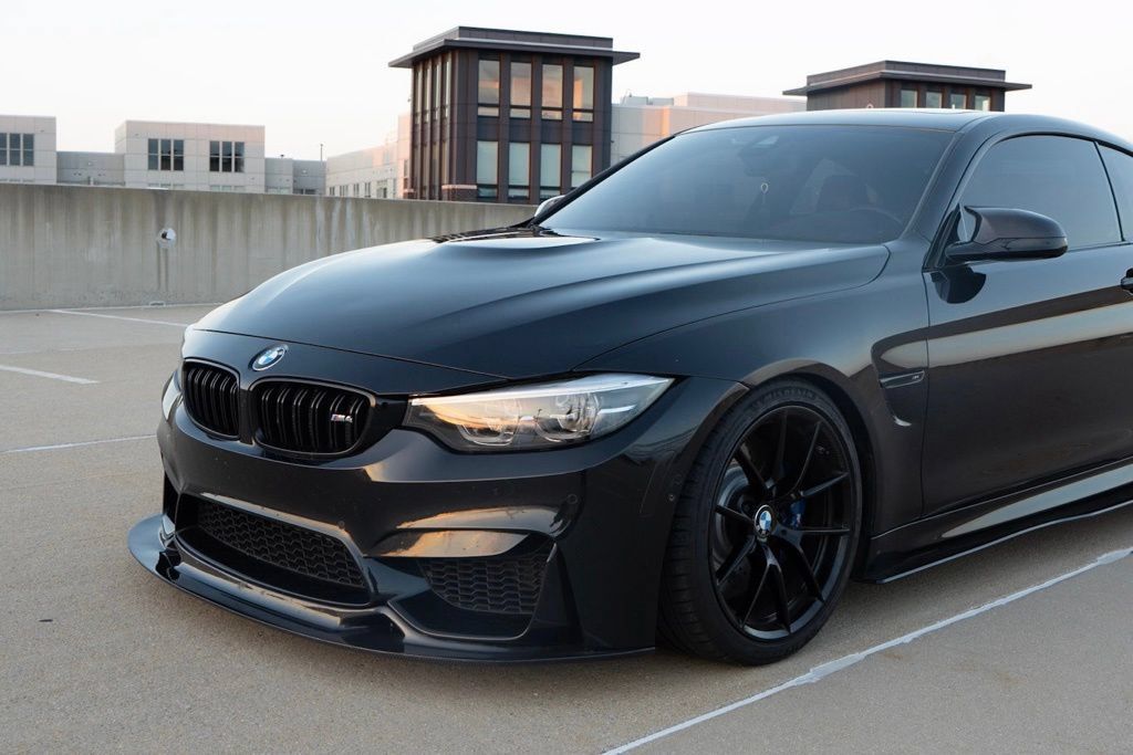 Used 2020 BMW M4 Coupe w/ Competition Package RWD image 2