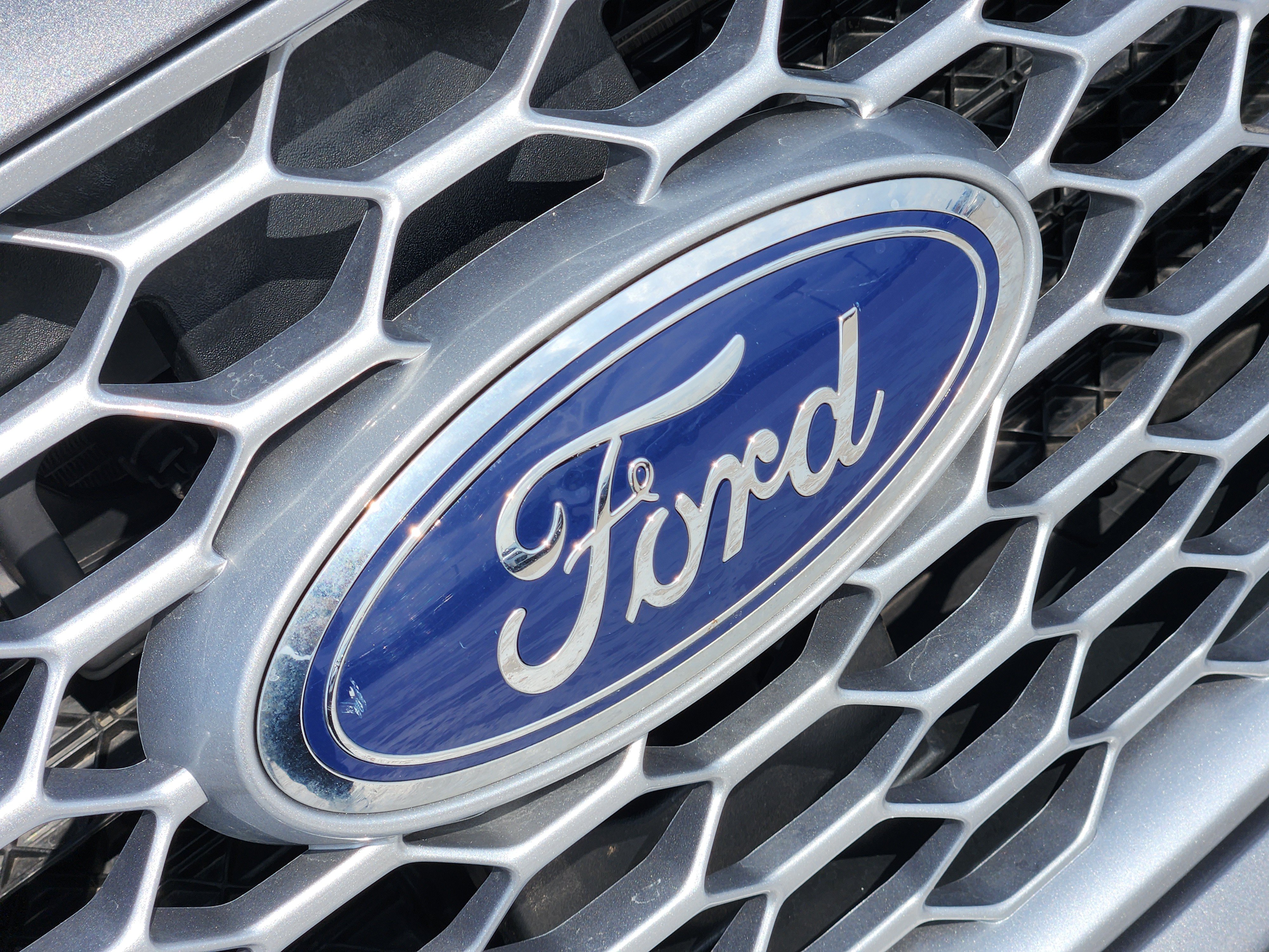 Used 2024 Ford Edge SEL AWD/4WD image 12