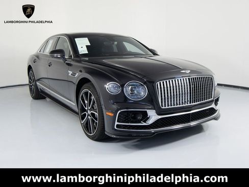 Used 2024 Bentley Flying Spur V8 image 3