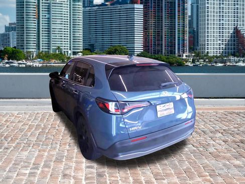 Used 2023 Honda HR-V Sport image 4