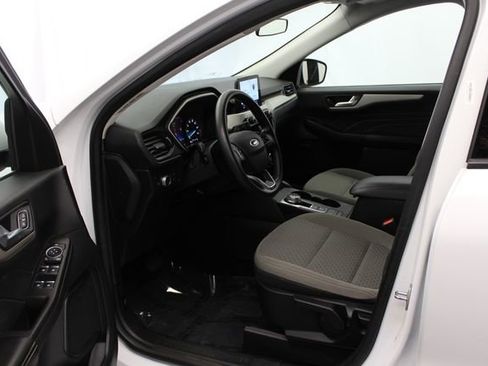 Used 2021 Ford Escape SE FWD image 15