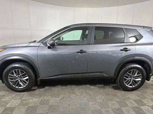 Used 2023 Nissan Rogue FWD image 5