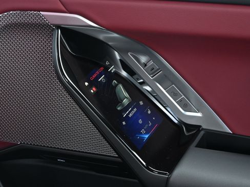 New 2026 BMW 740i image 23