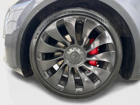 Used 2022 Tesla Model Y Performance AWD/4WD image 48