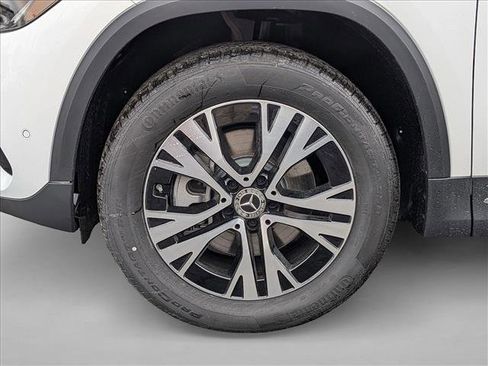 New 2026 Mercedes-Benz GLA 250 4MATIC image 9
