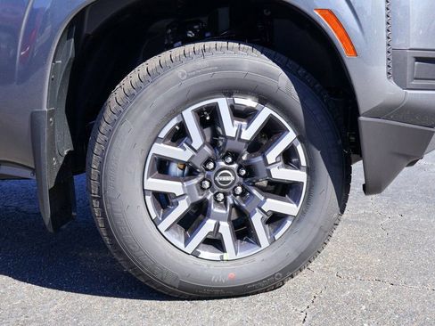 New 2026 Nissan Frontier SV image 16