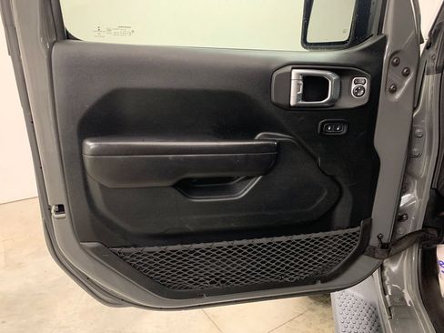 Used 2021 Jeep Wrangler Unlimited Sport AWD/4WD image 18