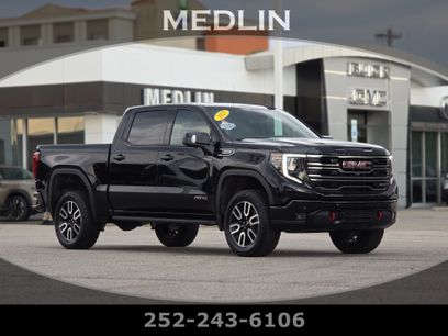 Used 2025 GMC Sierra 1500 AT4 w/ AT4 Premium Package