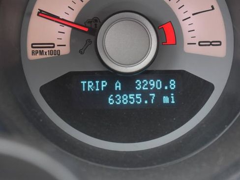 Used 2011 Ford Mustang GT Premium image 26