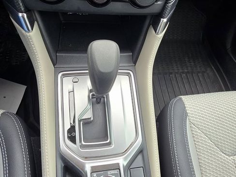 Used 2024 Subaru Forester Premium image 23