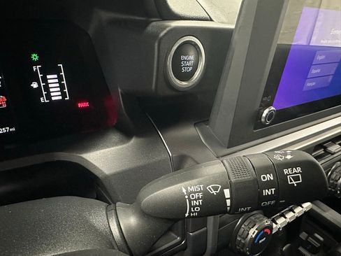 Used 2025 Toyota 4Runner SR5 image 23