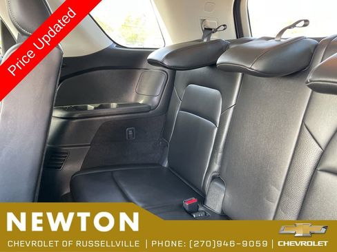 Used 2025 Nissan Pathfinder SL AWD/4WD image 47
