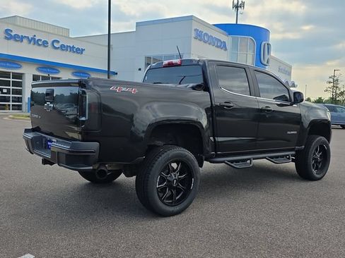 Used 2020 Chevrolet Colorado W/T w/ WT Convenience Package AWD/4WD image 3